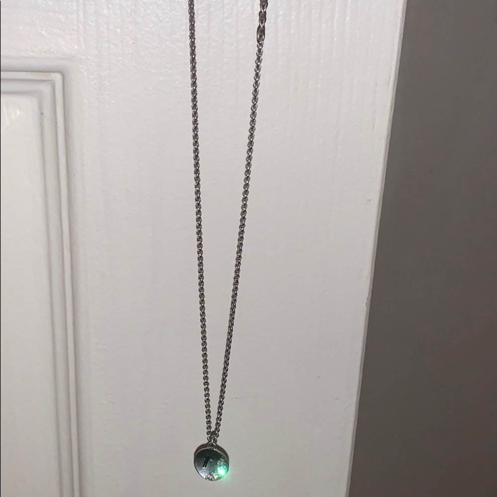 Women’s necklace